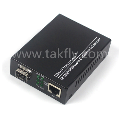 Convertidor de medios de fibra no gestionado de 10G con conexión Full/Half Duplex y ST/SC