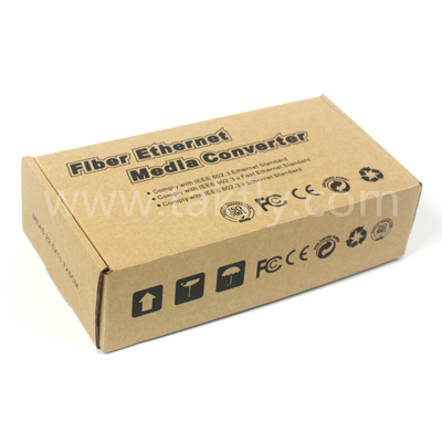 Convertidor de medios de fibra no gestionado de 10G con conexión Full/Half Duplex y ST/SC