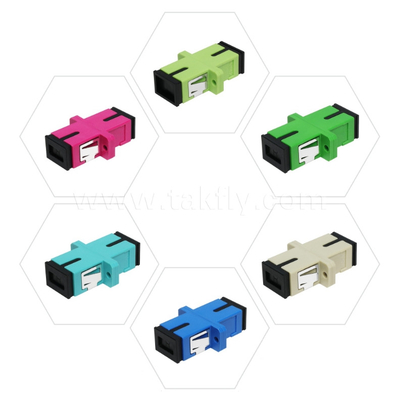 Acoplador de cable de adaptador de fibra óptica personalizable SC APC/UPC Simplex/Duplex para el centro de datos FTTH Multicore