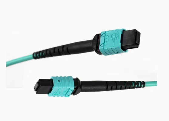 MTP Compatible Om3 MPO a MPO Cables de fibra óptica para Qsfp + Transceptores de comunicaciones 5g Tipo B