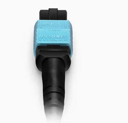 Fibra óptica FTTH Cordón de parche Cable de tronco Panel de material de PVC Cable de fibra MPO