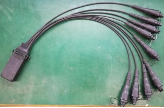 1x4 1x8 Mini FiberHub CLOSURE ITU-T G.657A2 4.8mm Cable Fibra óptica Plc Divididor