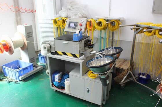 Latiguillo Simplex SC/APC-SC/APC con baja pérdida de inserción, alta pérdida de retorno y longitud personalizada