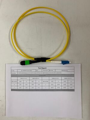 Latiguillo de ruptura MPO a LC de precisión con 2 fibras y conectores APC/UPC opcionales para una conectividad flexible