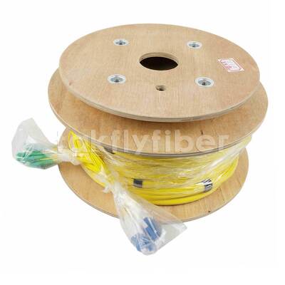 48 núcleos de alta densidad de fibra óptica de cable de ruptura con ensamblajes de cables multifibra LSZH