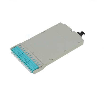 1U 144C Panel de parches MPO de alta densidad   12 casetes, MPO a conversión LC, pre-terminado para SAN / LAN / centro de datos
