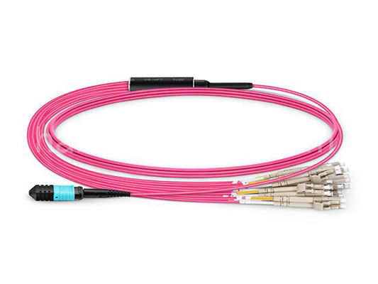 3.0m m LSZH OM4 MPO MTP UPC al cordón de remiendo de la fibra óptica de Breackout de la base del LC UPC 24