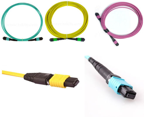 Cable de la fibra de Data Center MPO del cordón de remiendo de la fibra óptica del CPR 24C