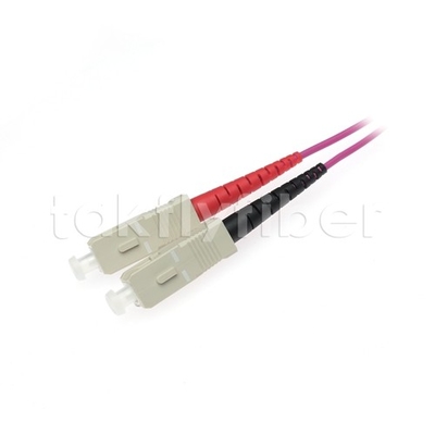SC a dos caras del cable LSZH Violet Jacket del remiendo de la fibra óptica OM4 a SC 3.0m m 850nm