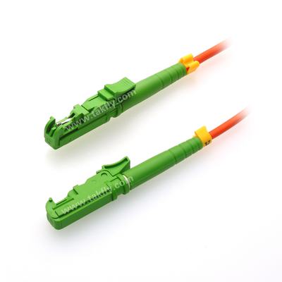 Cordón de remiendo del cable de la fibra con varios modos de funcionamiento del conector del verde del cable de fribra óptica de E2000 APC