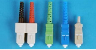 SC Conector de fibra óptica simple/duplex Tipo de varias piezas / Tipo de una sola pieza