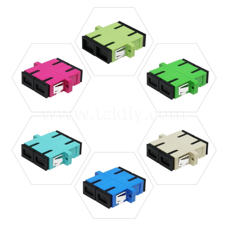 Acoplador de cable de adaptador de fibra óptica personalizable SC APC/UPC Simplex/Duplex para el centro de datos FTTH Multicore