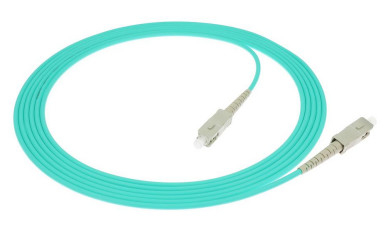 3.0mm Diámetro del cable SC-SC Cordón de parche de fibra óptica simple/duplex con pérdida de retorno UPCSM≥50dB APCS≥60dB