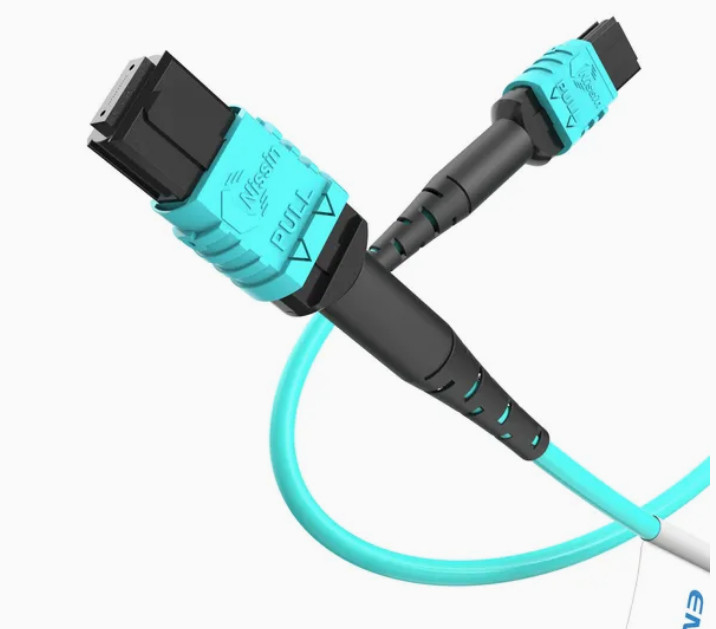 MTP Compatible Om3 MPO a MPO Cables de fibra óptica para Qsfp + Transceptores de comunicaciones 5g Tipo B