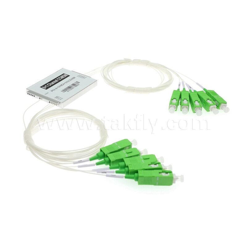 CCWDM 8 + 1 canal compacto de longitud de onda gruesa división multiplexador G657A1 Fibra óptica para el centro de datos FTTX