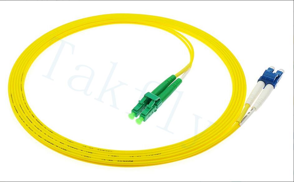Cordón de parche de fibra óptica LC-LC con interconexión de alta densidad Plug-and-Play y baja pérdida de inserción para una red confiable