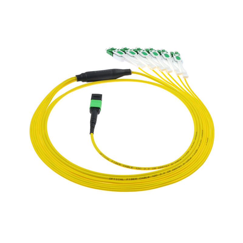 12 fibras MPO/MTP a 6 puertos LC APC Uniboot Breakout Patch Cord. Modo único OS2 Configuración DX dúplex.